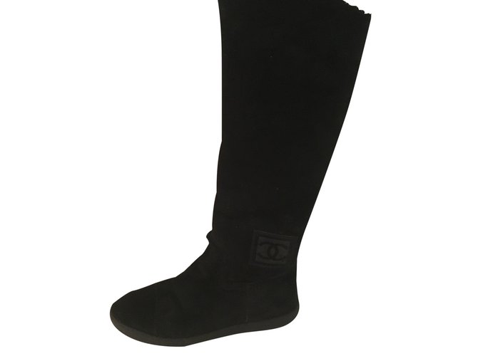 Chanel Boots Black Deerskin  ref.25095