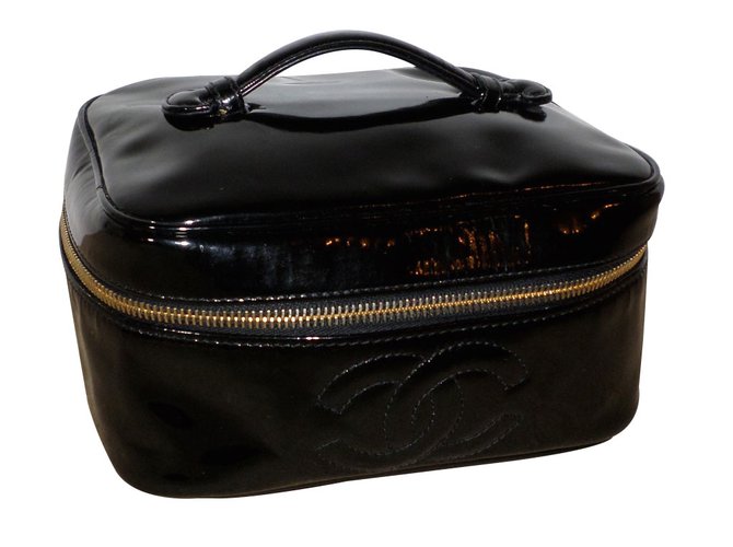 Chanel Vanity Case Black Patent leather  ref.25217