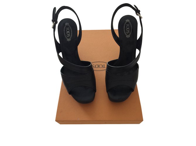 Tod's Modèle sandale Carine Chelsea Cuir Noir  ref.25300