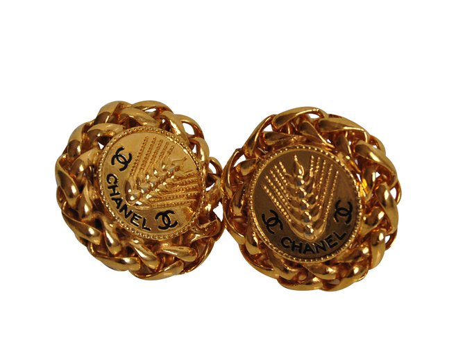 Chanel Brincos Dourado Metal  ref.25327