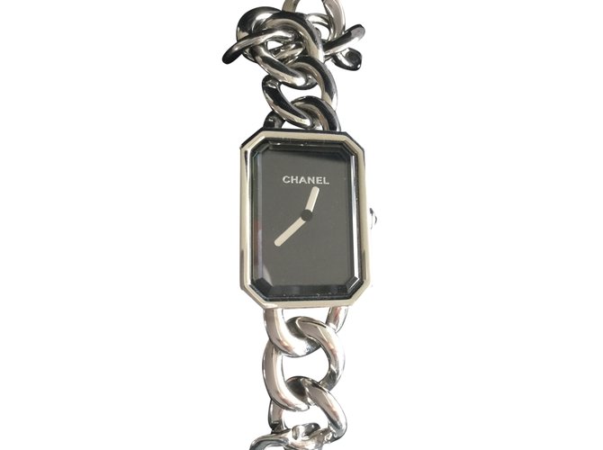 Première Chanel Buen reloj Plata Acero  ref.25504