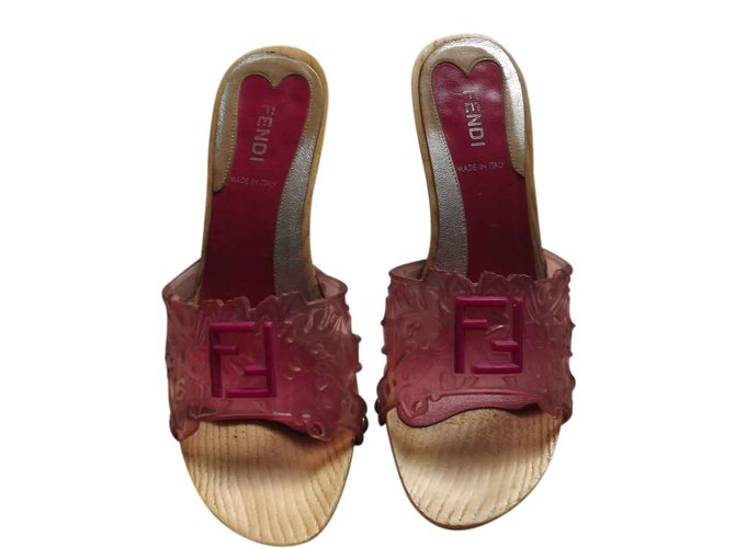 Fendi Sandals Multiple colors  ref.25690
