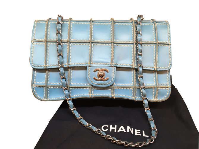 Timeless Chanel Bolso Azul Cuero  ref.25944