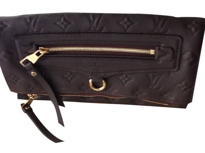 Louis Vuitton Purse Brown Leather  ref.26010