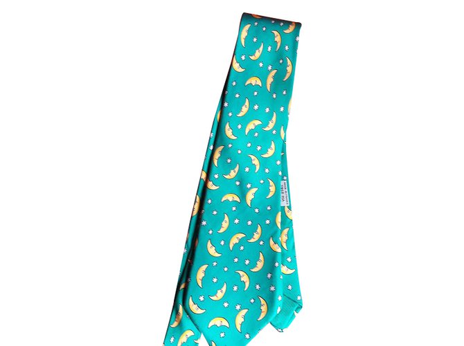Hermès cravatta Verde Seta  ref.26309