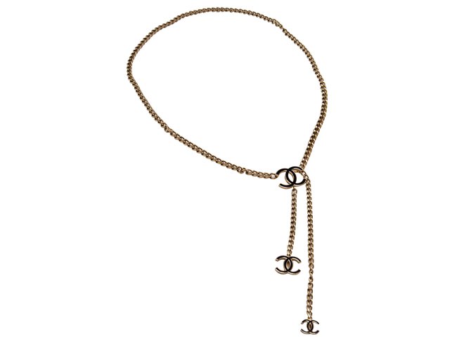 Chanel Corrente / cinto / colar Dourado Metal  ref.26511