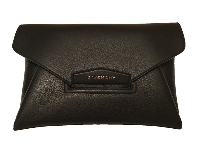Givenchy Umschlagkupplung von Antigona Schwarz Leder  ref.27323
