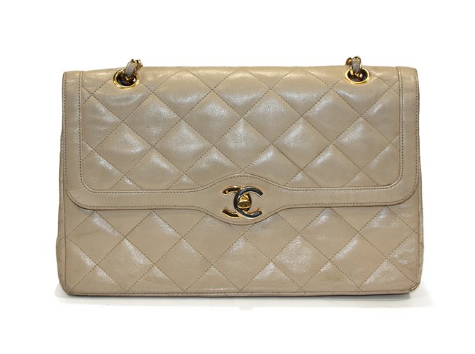 Timeless Chanel Handbag Beige Leather  ref.27427