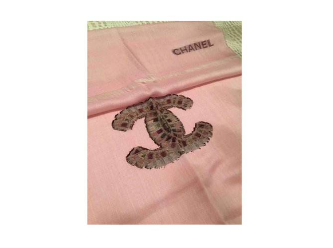 Chanel Sciarpa di seta di cachemire Rosa  ref.27465