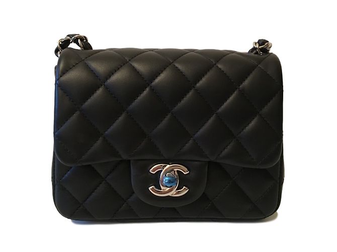 Classique Chanel Timeless Mini Square Noir