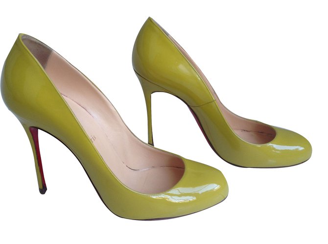 Christian Louboutin Heels Yellow Patent leather  ref.27782