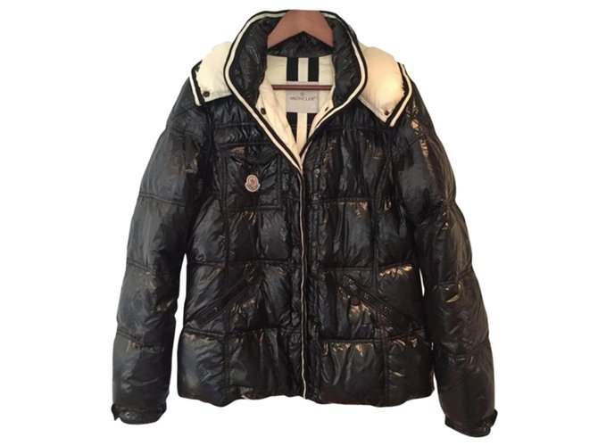Moncler Quincy Schwarz ref.27964 - Joli 