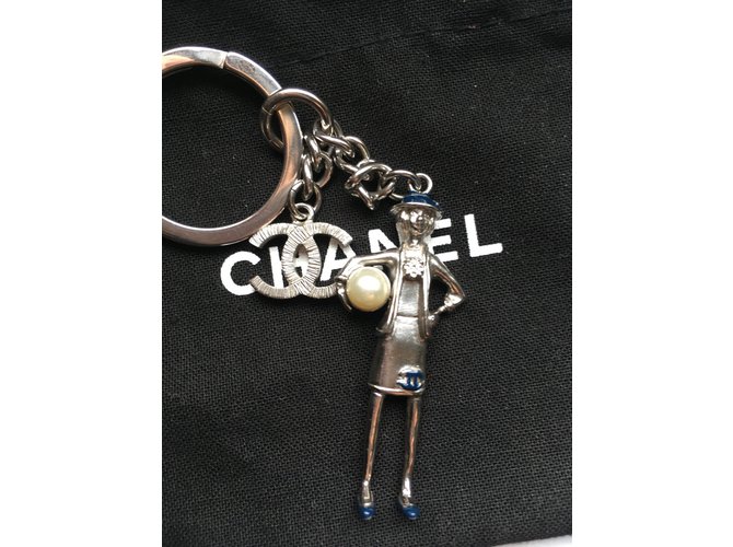 Chanel Key holder Silvery Steel  ref.28085