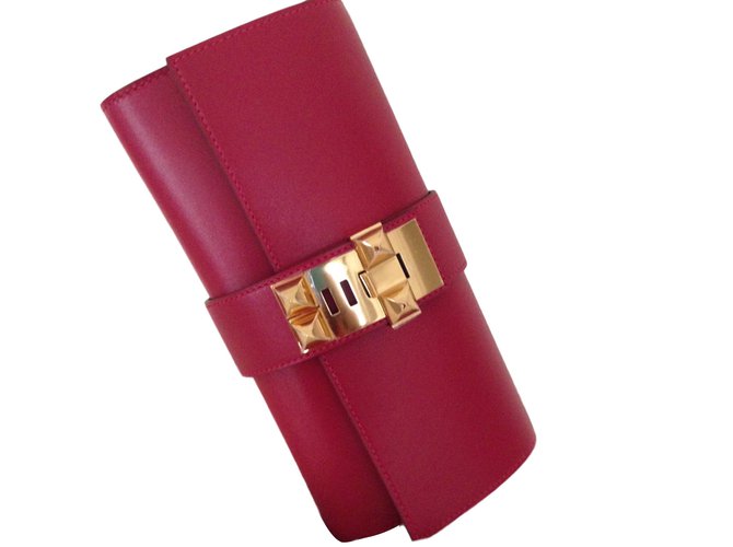 Hermès medor 23 Vermelho Couro  ref.28277