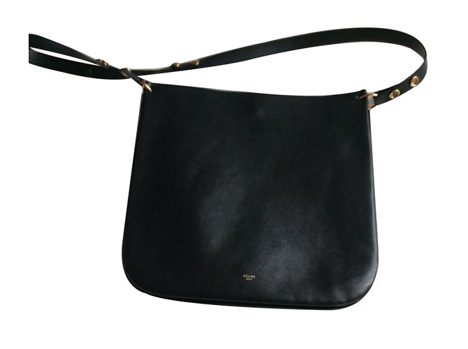 Céline Handbag Black Leather  ref.28391