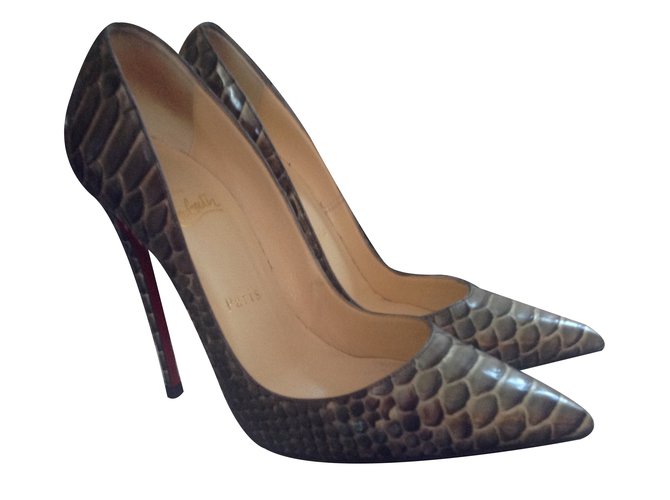 Christian Louboutin Exotic leather heels Grey  ref.28393