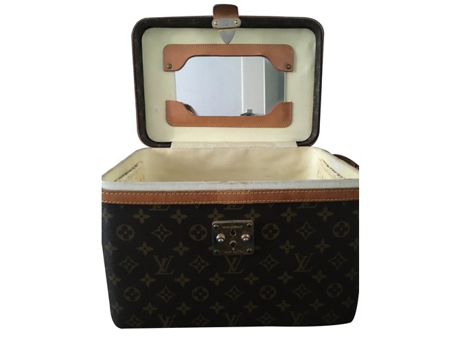 Louis Vuitton Bolsa de viaje Coñac Cuero  ref.28851
