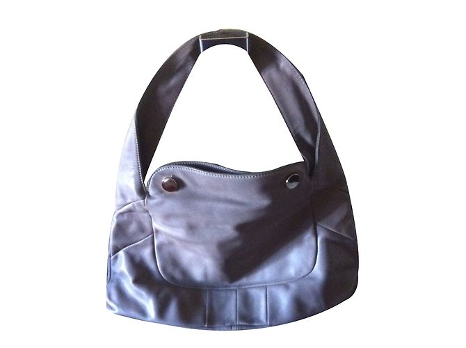 Autre Marque Bolsa Coccinelle em couro cinza taupe