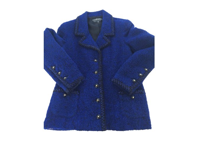 Chanel Très belle veste en Tweed Laine Bleu  ref.29616