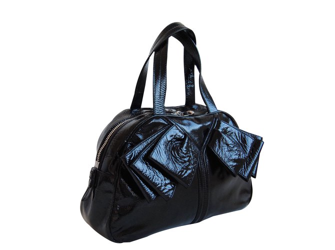 Yves Saint Laurent Bolso Negro Charol  ref.29769