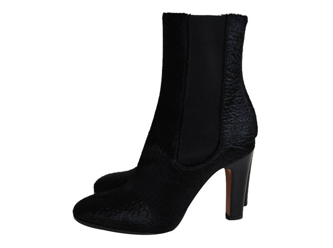 Chanel Ankle boots Black Leather  ref.29790