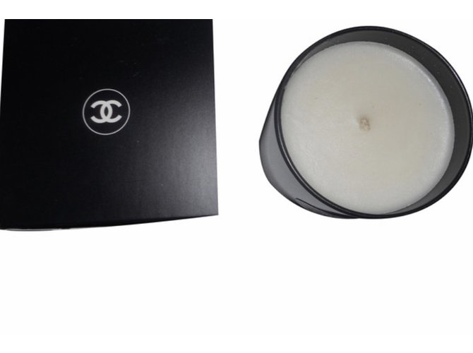 CHANEL bougie parfumée collector Verre Noir  ref.30180