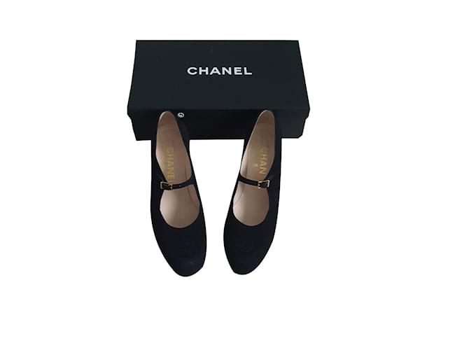 Chanel Heels Black Velvet  ref.30330