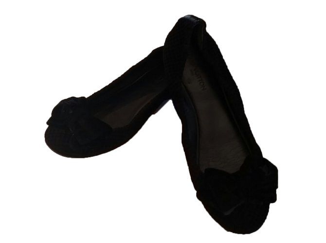 Louis Vuitton Ballerinas Black Velvet  ref.30379