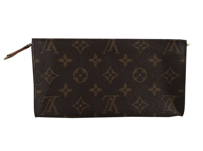 Louis Vuitton Clutch bag Brown Leather  ref.30611