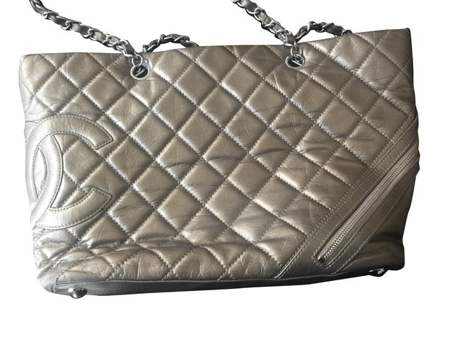 Chanel Shopping Golden Leather  ref.30800