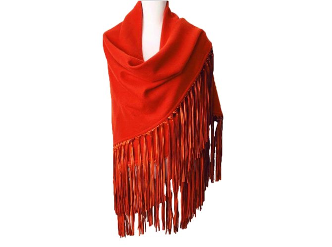 Hermès Cashmere scarf with lamb skin fringes Orange  ref.30891