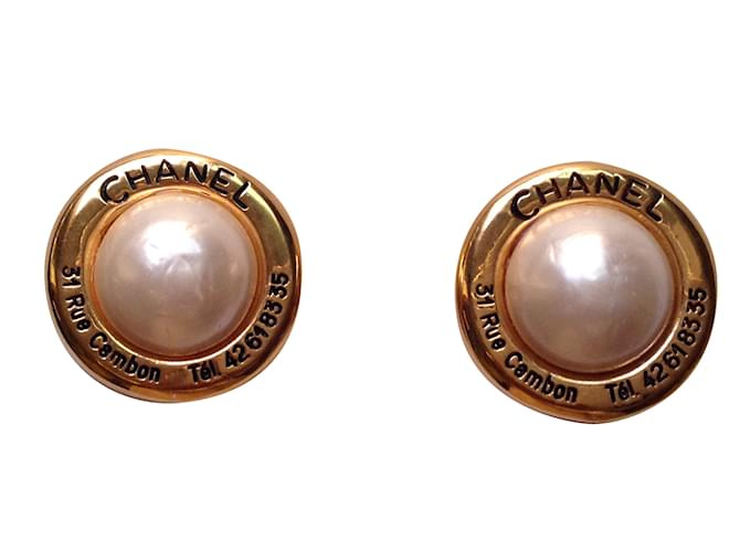 Chanel Earrings 80's collector Golden Gold-plated  ref.30897