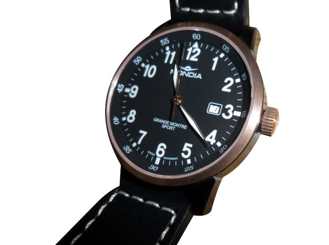 mondia grande montre