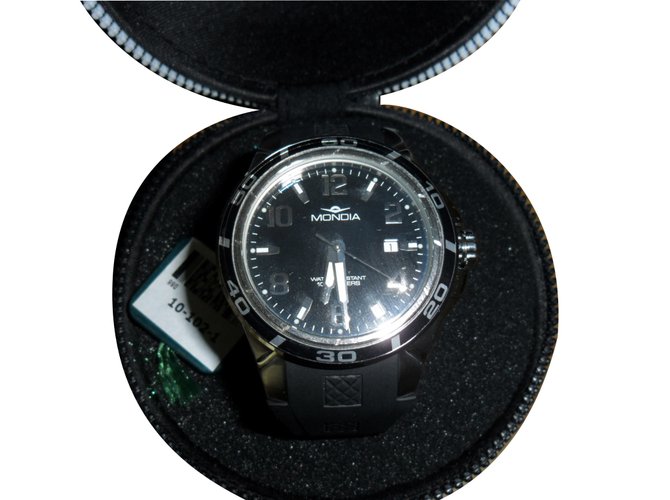 Autre Marque Relógio 'Mondia' Multicor Aço  ref.31004