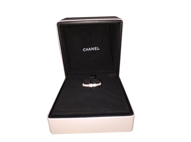 Chanel anillo Blanco Cerámico  ref.31124