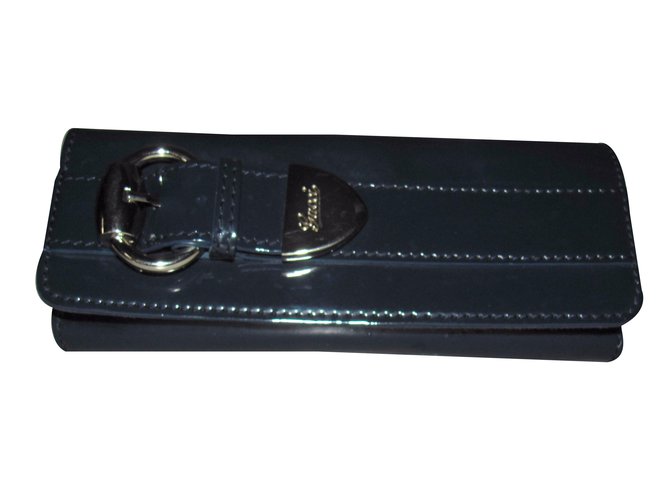 Gucci Clutch bag Blue Patent leather  ref.31171