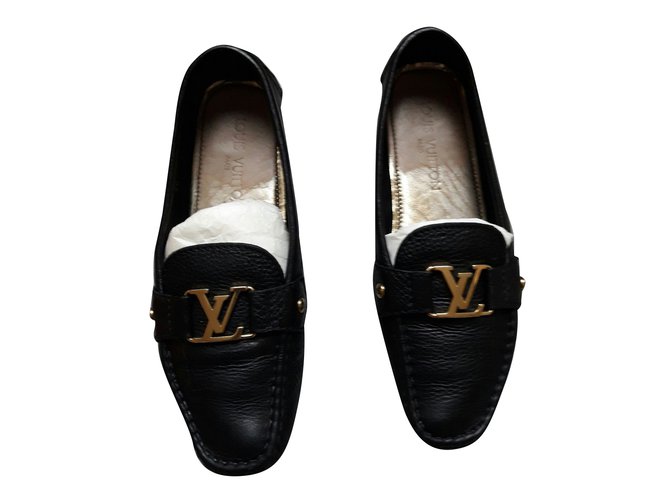 Louis Vuitton Flats Black Leather  ref.31301