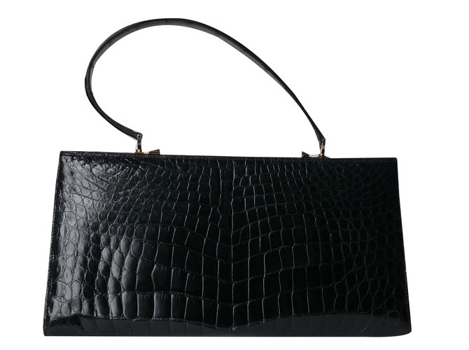 inconnue Croco handbag Black Exotic leather  ref.31437