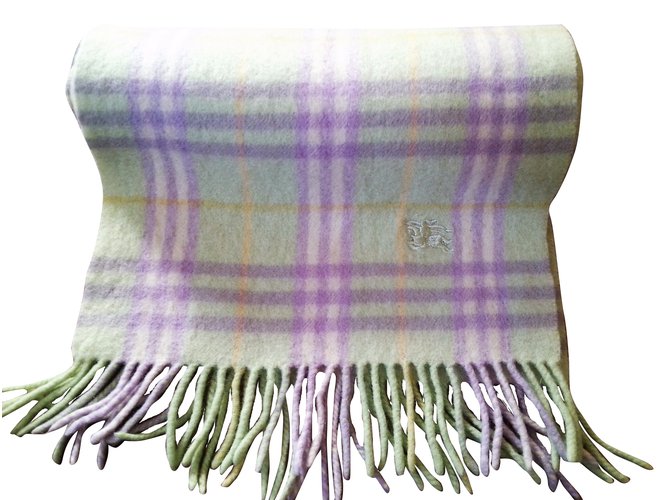 Burberry Scarf Multiple colors Wool  ref.31503