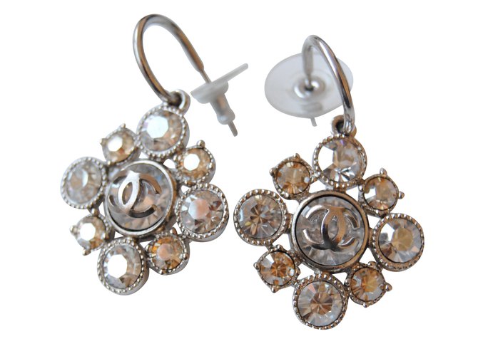 Chanel Earrings Silvery Metal  ref.31541