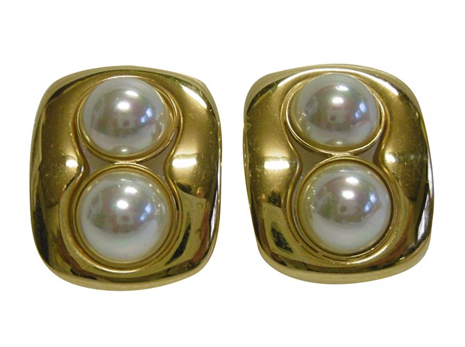 Gucci Pearl Gold Tone Earrings Golden Metal  ref.31751