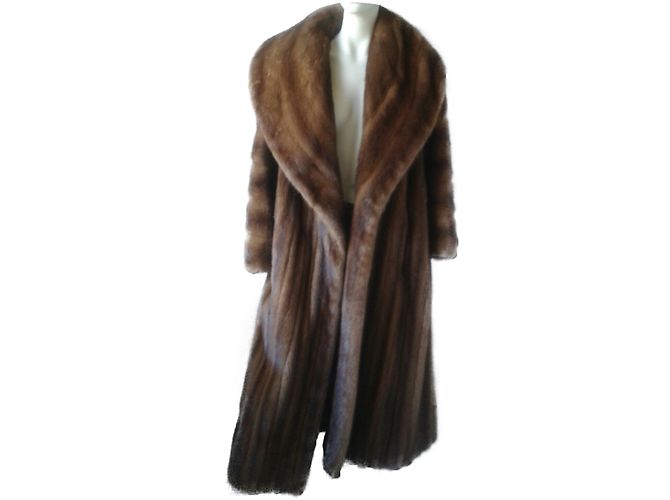 Cappotto lungo Christian Dior in visone selvaggio