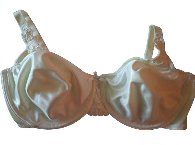 Autre Marque Chantelle Spitzen-BH Creme FR 90E