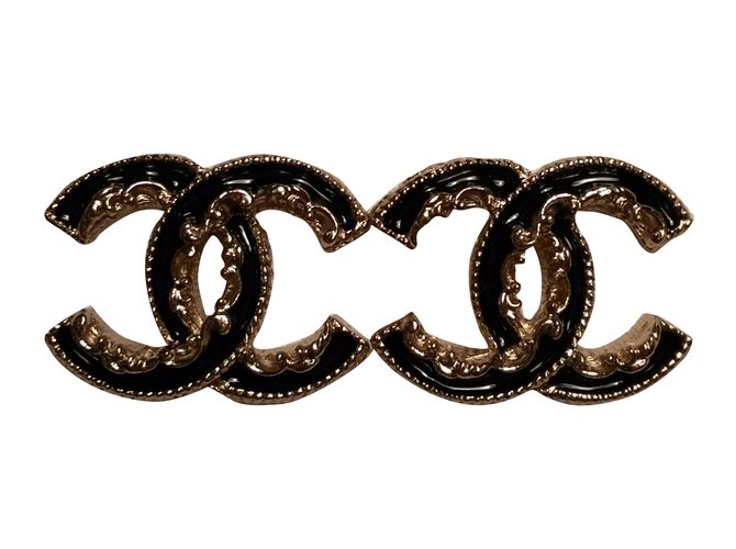 Chanel Brincos Dourado Metal  ref.32455