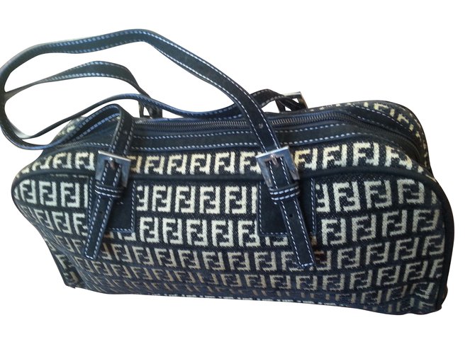 Fendi Handbag Black Cloth  ref.32484