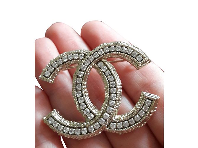 Chanel Spilla D'oro Metallo