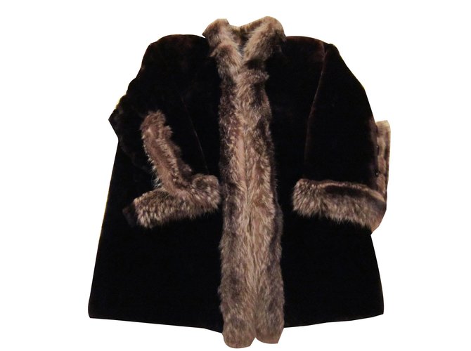 Yves Saint Laurent Coats Brown Fur  ref.32596