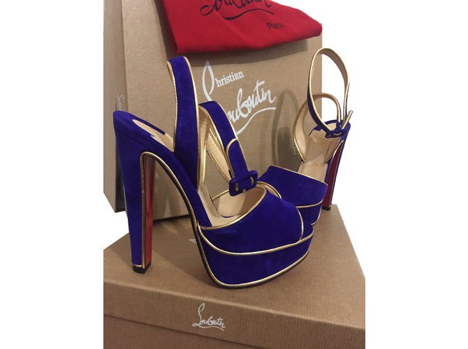 Christian Louboutin Louboutin heels Blue Velvet  ref.32757