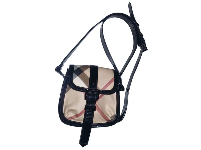 Burberry Handbag Beige Leather  ref.32902