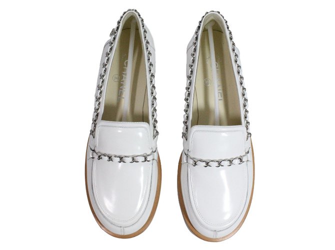 Chanel Loafers White Leather  ref.32946